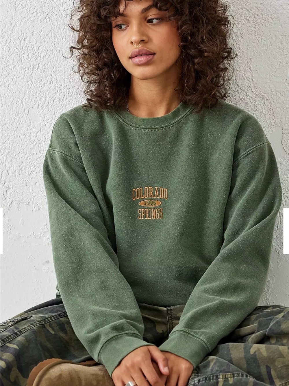 Urban Outfitters Olive Green Colorado Springs Pullover Sweatshirt
